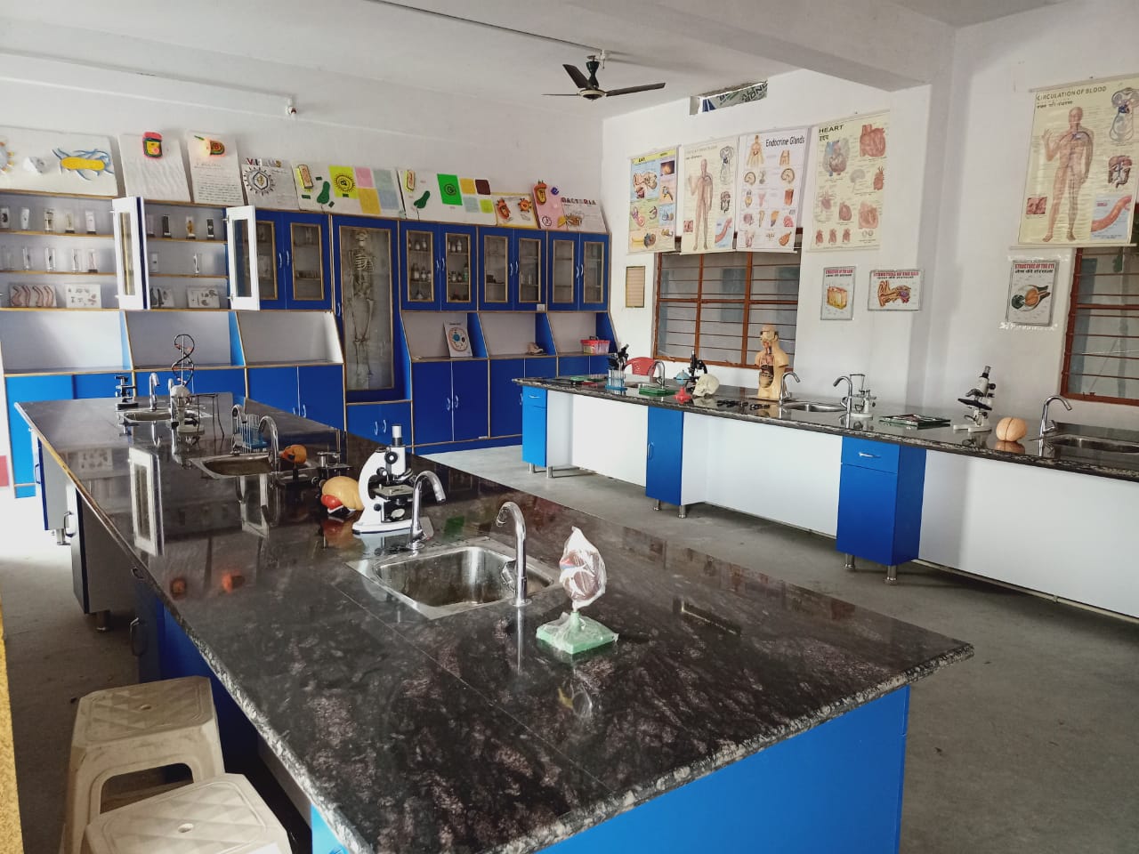 Biology Lab - Daksh Public School